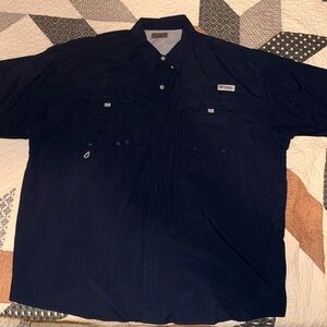 Columbia Men's Dark Blue Casual Shirt